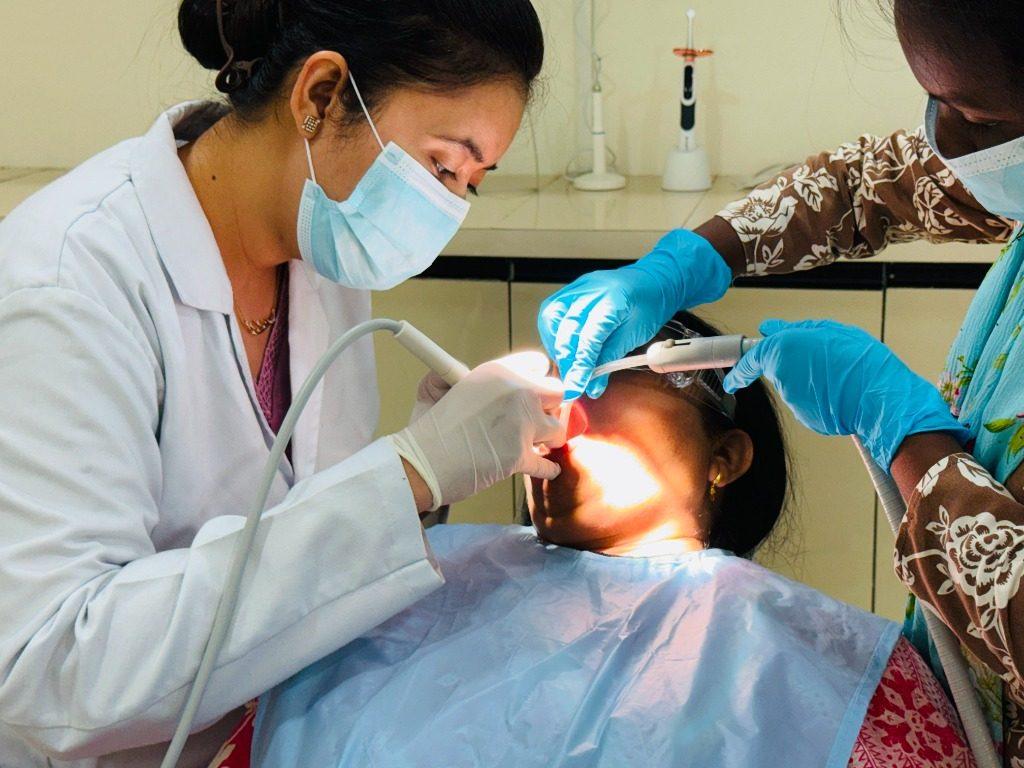 Smile Makeover in Rourkela ( Raurkela ) - Precision Porcelain Veneers Procedure